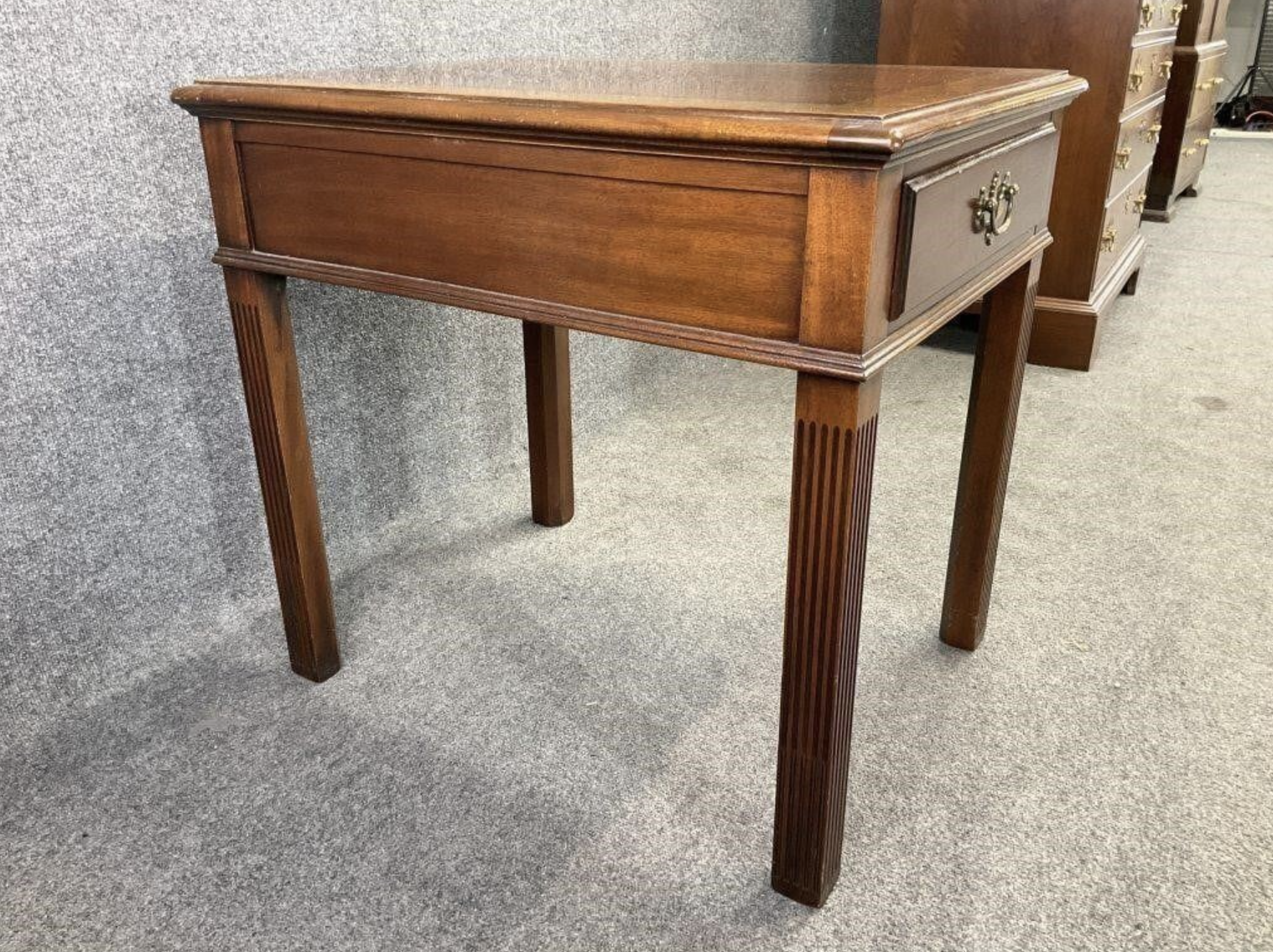 Vintage Hickory Banded Mahogany Side Table – James River Collection – Traditional Accent Table – Classic American Craftsmanship