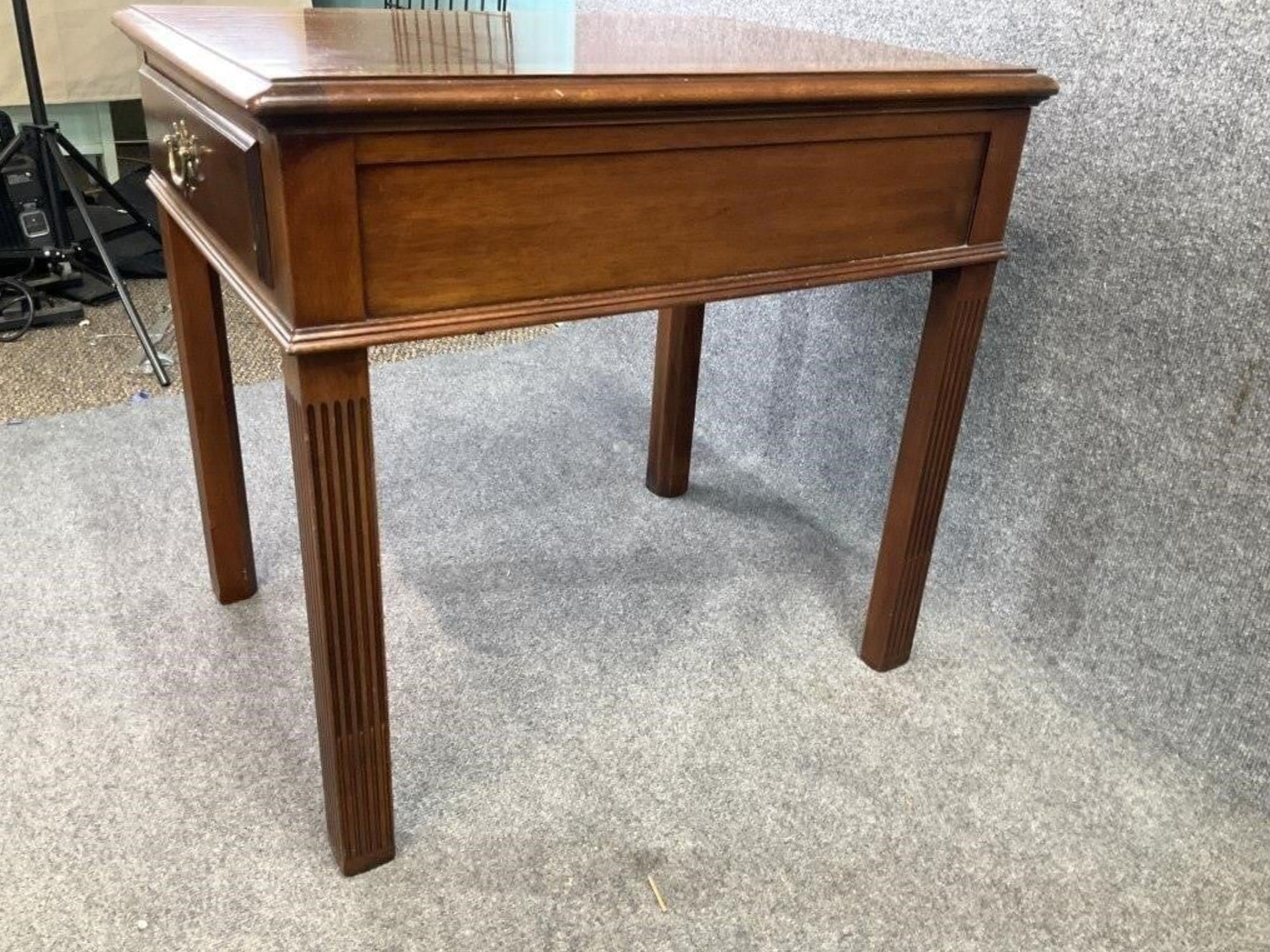 Vintage Hickory Banded Mahogany Side Table – James River Collection – Traditional Accent Table – Classic American Craftsmanship