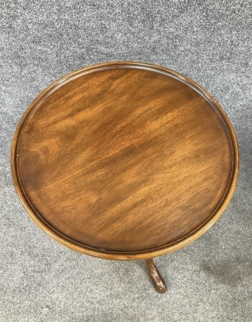 Henkel Harris Mahogany Plant Stand | Vintage Pie-Crust Pedestal Table | Classic American Mahogany Accent Table